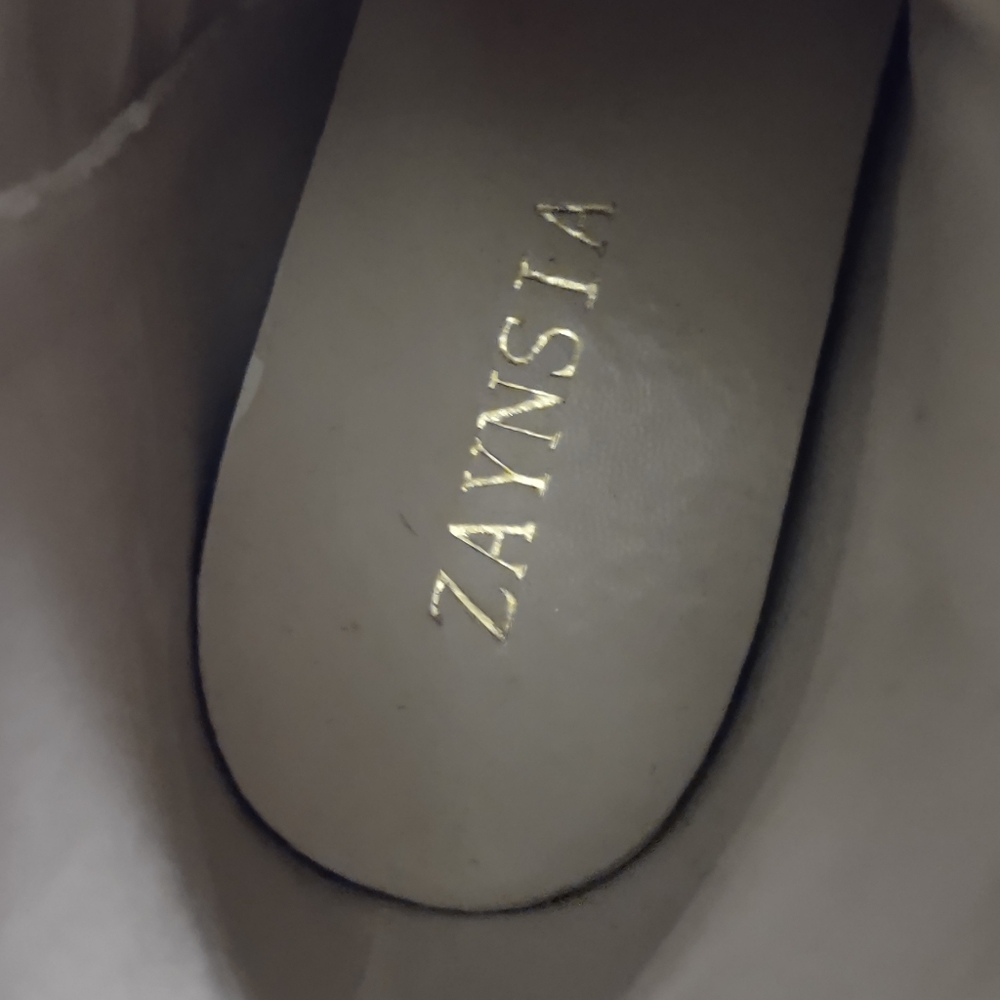 ZAYNSIA Women's Chunky Block Heel Ankle Boots (Make an Offer) - Picture 5 of 7
